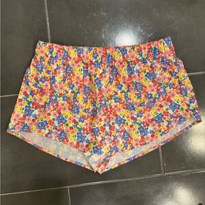 Old Navy Colorful Floral Women's Athletic Shorts
